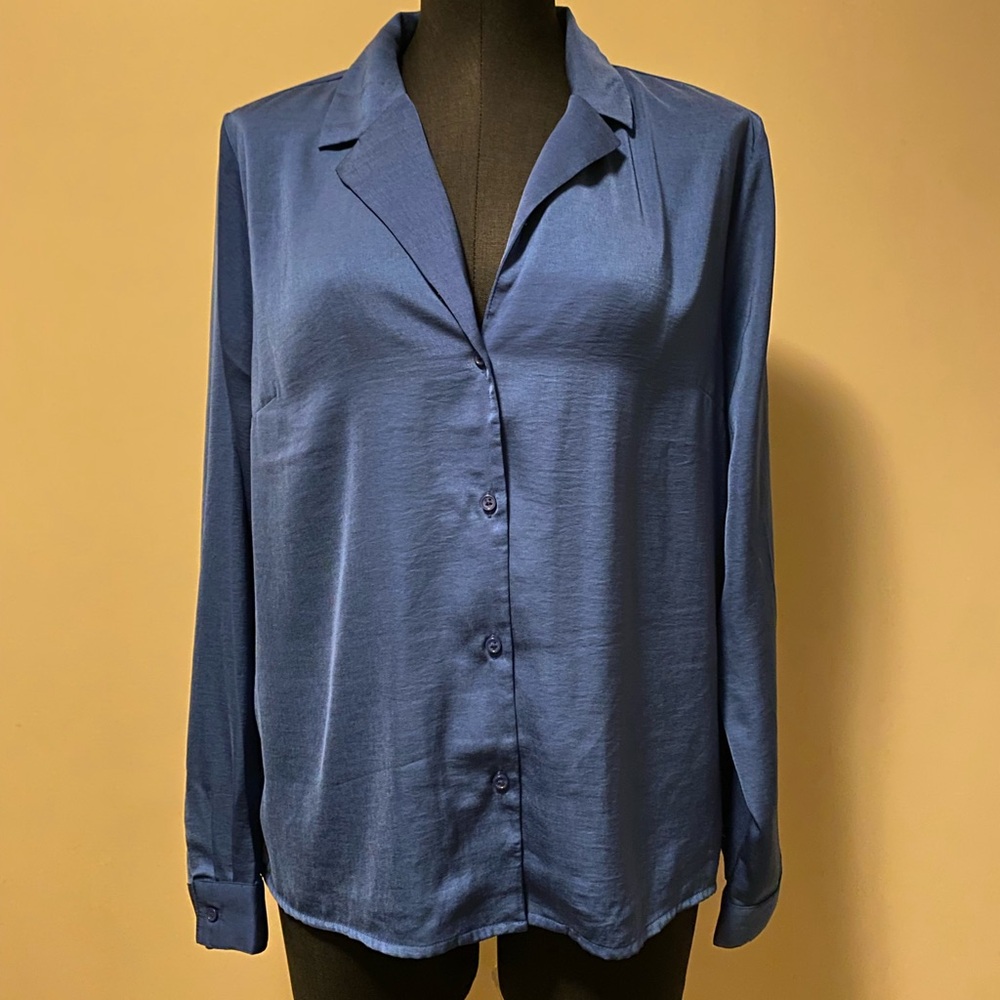Large blue womens Banana Republic blouse